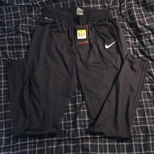 NWT Nike Libero Tech Knit Pant
